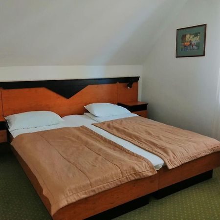Pensiunea Colina Poiana Brașov Exterior foto